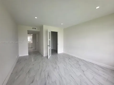 903 Cypress Terrace Pompano Beach FL 33069