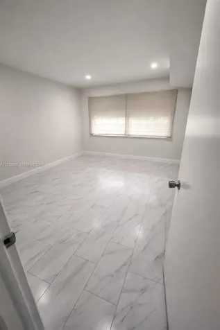 903 Cypress Terrace Pompano Beach FL 33069
