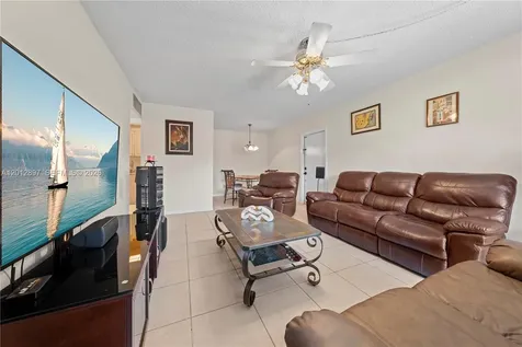7829 Miller Drive Miami FL 33155