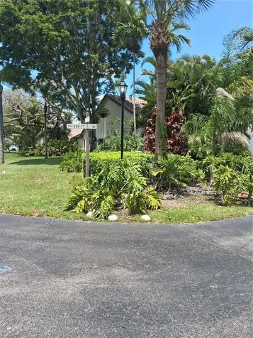 8564 SW 114th Court Miami FL 33173