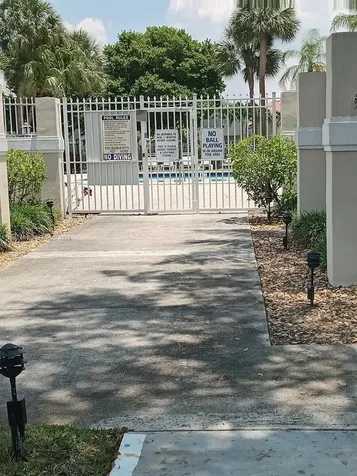 Pembroke Pines FL 33026