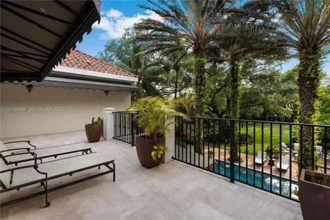 6801 SW 94th Street Pinecrest FL 33156