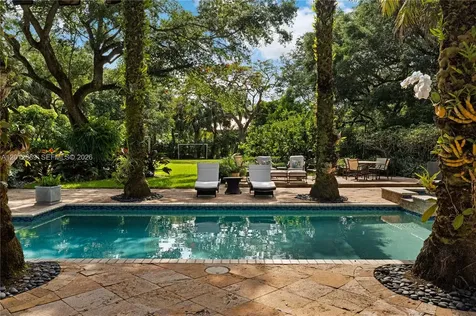 6801 SW 94th Street Pinecrest FL 33156