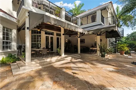 6801 SW 94th Street Pinecrest FL 33156