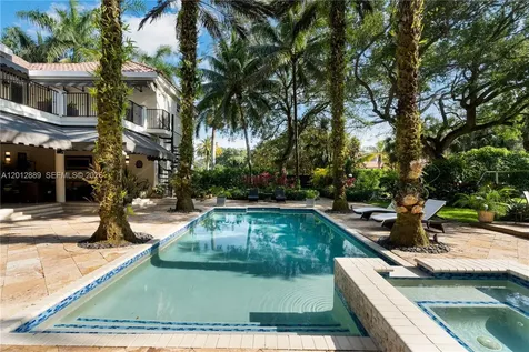 6801 SW 94th Street Pinecrest FL 33156