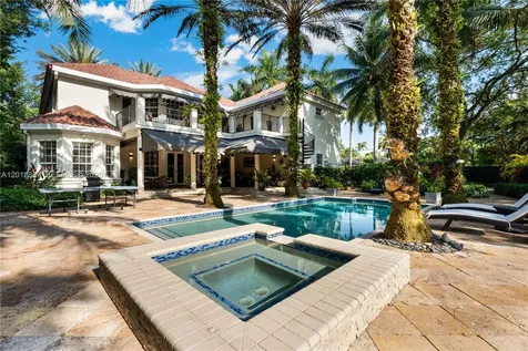 6801 SW 94th Street Pinecrest FL 33156