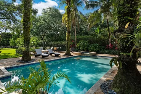 6801 SW 94th Street Pinecrest FL 33156