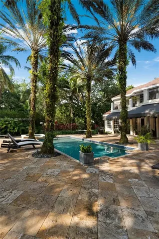 6801 SW 94th Street Pinecrest FL 33156