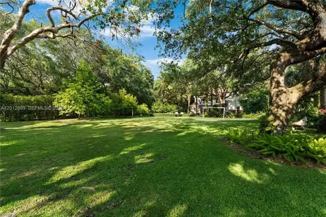 6801 SW 94th Street Pinecrest FL 33156
