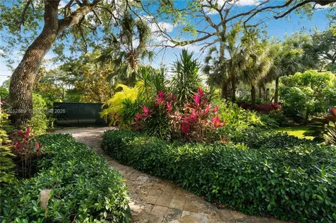 6801 SW 94th Street Pinecrest FL 33156