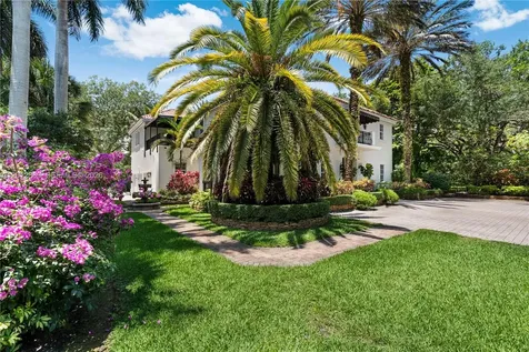 6801 SW 94th Street Pinecrest FL 33156