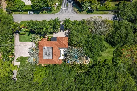 6801 SW 94th Street Pinecrest FL 33156