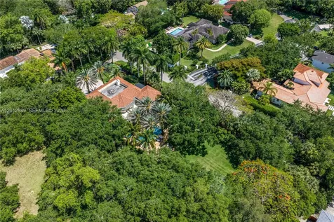 6801 SW 94th Street Pinecrest FL 33156