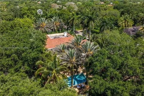 6801 SW 94th Street Pinecrest FL 33156