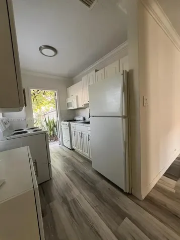 915 N 19th Avenue Hollywood FL 33020