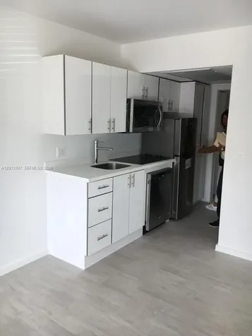 1601 Meridian Avenue Miami Beach FL 33139