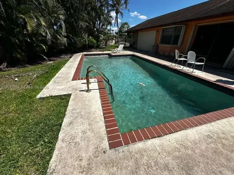 8700 SW 56th Court Cooper City FL 33328