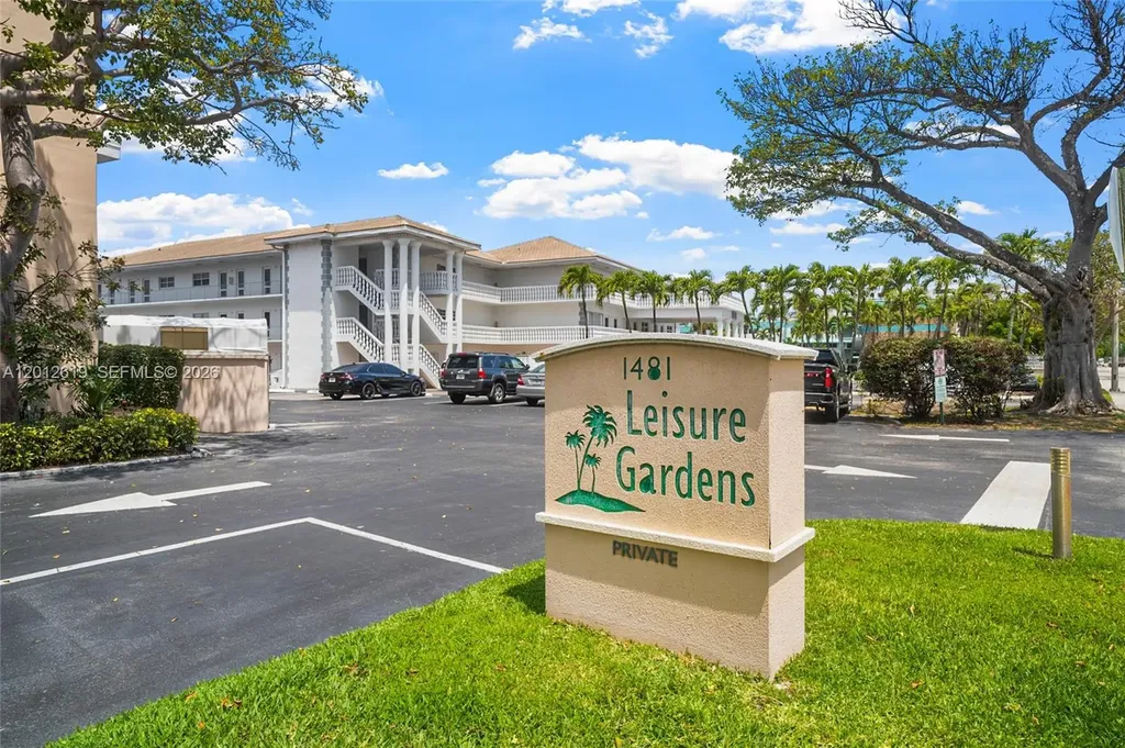 1481 S Ocean Boulevard Lauderdale By The Sea FL 33062