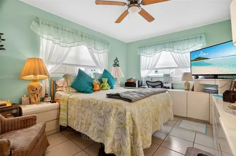 1481 S Ocean Boulevard Lauderdale By The Sea FL 33062