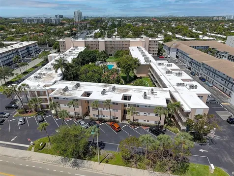 1481 S Ocean Boulevard Lauderdale By The Sea FL 33062