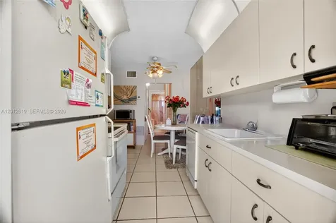 1481 S Ocean Boulevard Lauderdale By The Sea FL 33062