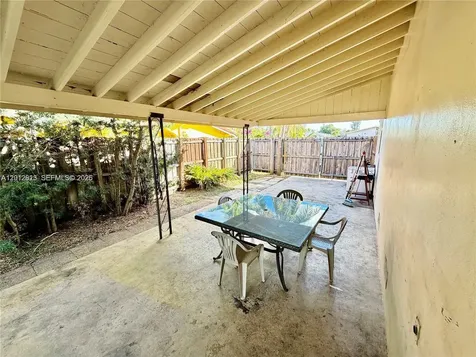 45 SE 14th Street Dania Beach FL 33004