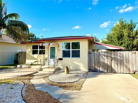 45 SE 14th Street Dania Beach FL 33004