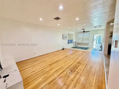 45 SE 14th Street Dania Beach FL 33004