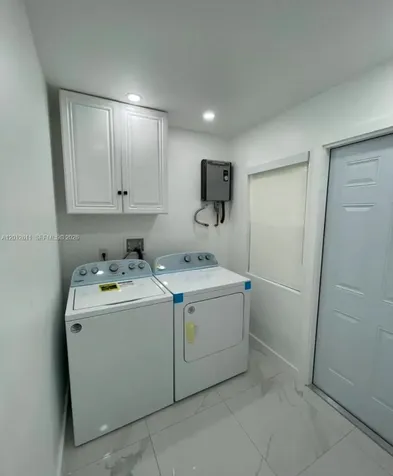 3161 NW 31st Street Miami FL 33142