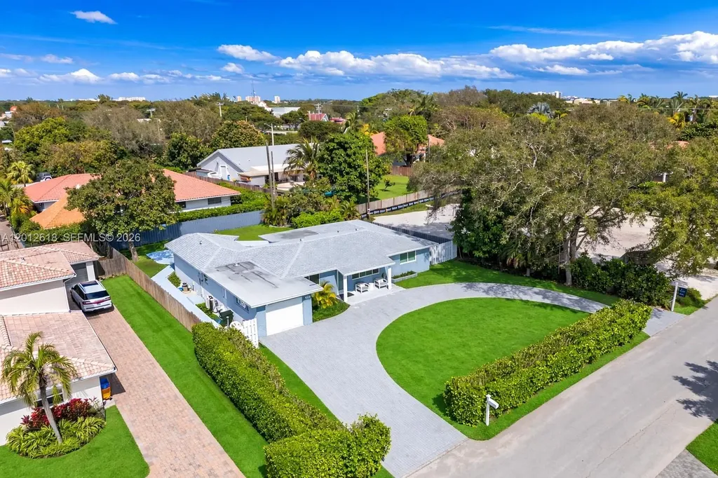 465 NW 11th Street Boca Raton FL 33432