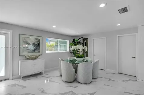 465 NW 11th Street Boca Raton FL 33432
