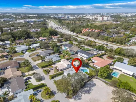 465 NW 11th Street Boca Raton FL 33432