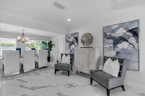 465 NW 11th Street Boca Raton FL 33432