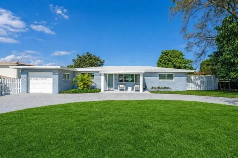 465 NW 11th Street Boca Raton FL 33432