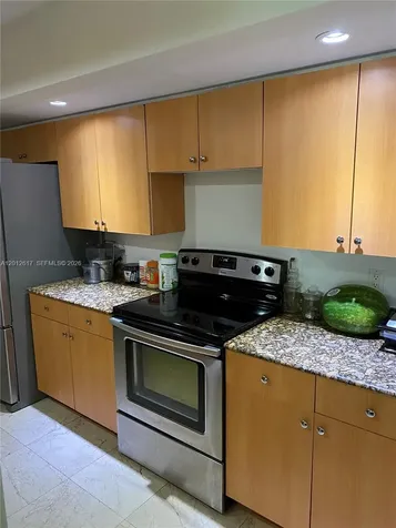 6917 Collins Avenue Miami Beach FL 33141