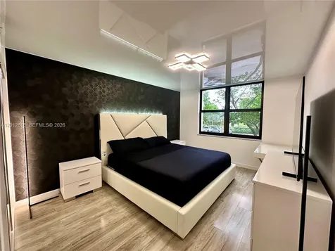 671 NE 195th Street Miami FL 33179