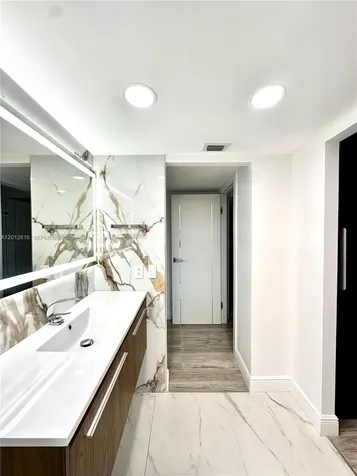 671 NE 195th Street Miami FL 33179