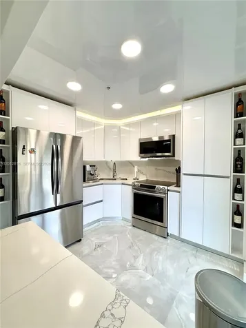 671 NE 195th Street Miami FL 33179