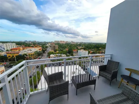 60 NW 37th Avenue Miami FL 33125