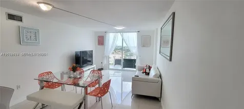60 NW 37th Avenue Miami FL 33125