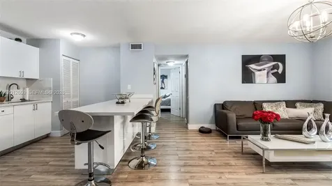 7208 Fairway Drive Miami Lakes FL 33014