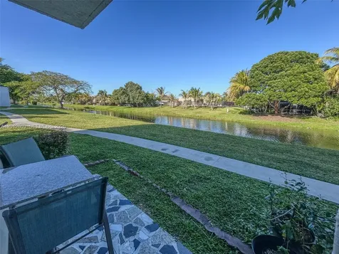 10365 N Kendall Drive Miami FL 33176