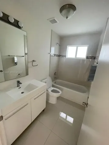 2121 NW 72nd Street Miami FL 33147