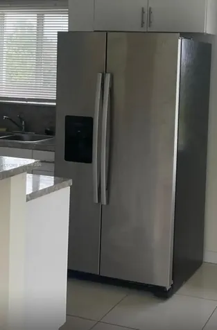 2121 NW 72nd Street Miami FL 33147