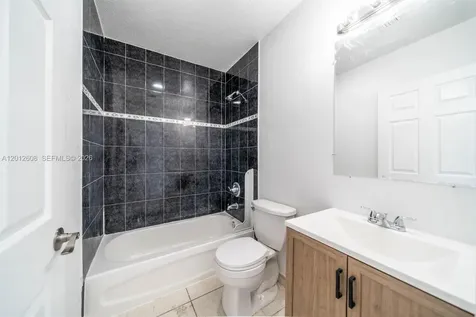 705 NW 13th Terrace Florida City FL 33034