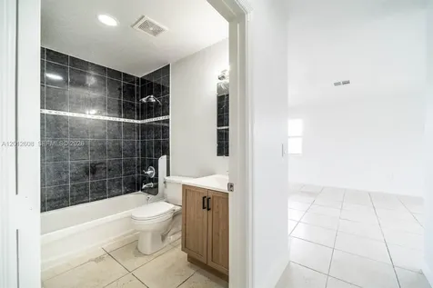 705 NW 13th Terrace Florida City FL 33034