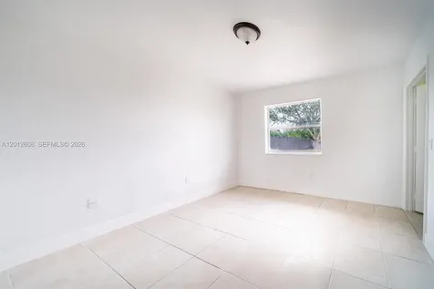 705 NW 13th Terrace Florida City FL 33034