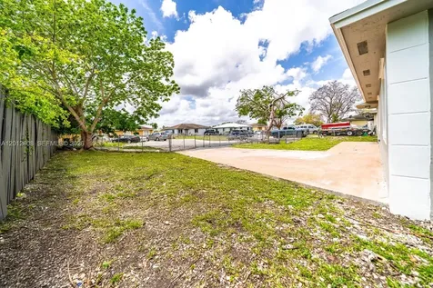 705 NW 13th Terrace Florida City FL 33034