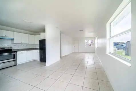 705 NW 13th Terrace Florida City FL 33034