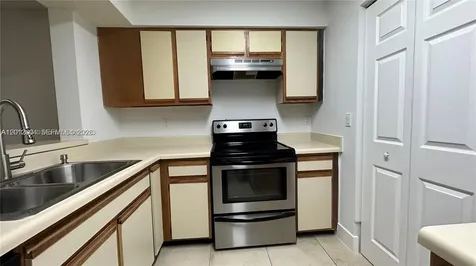 1243 SW 46th Avenue Pompano Beach FL 33069